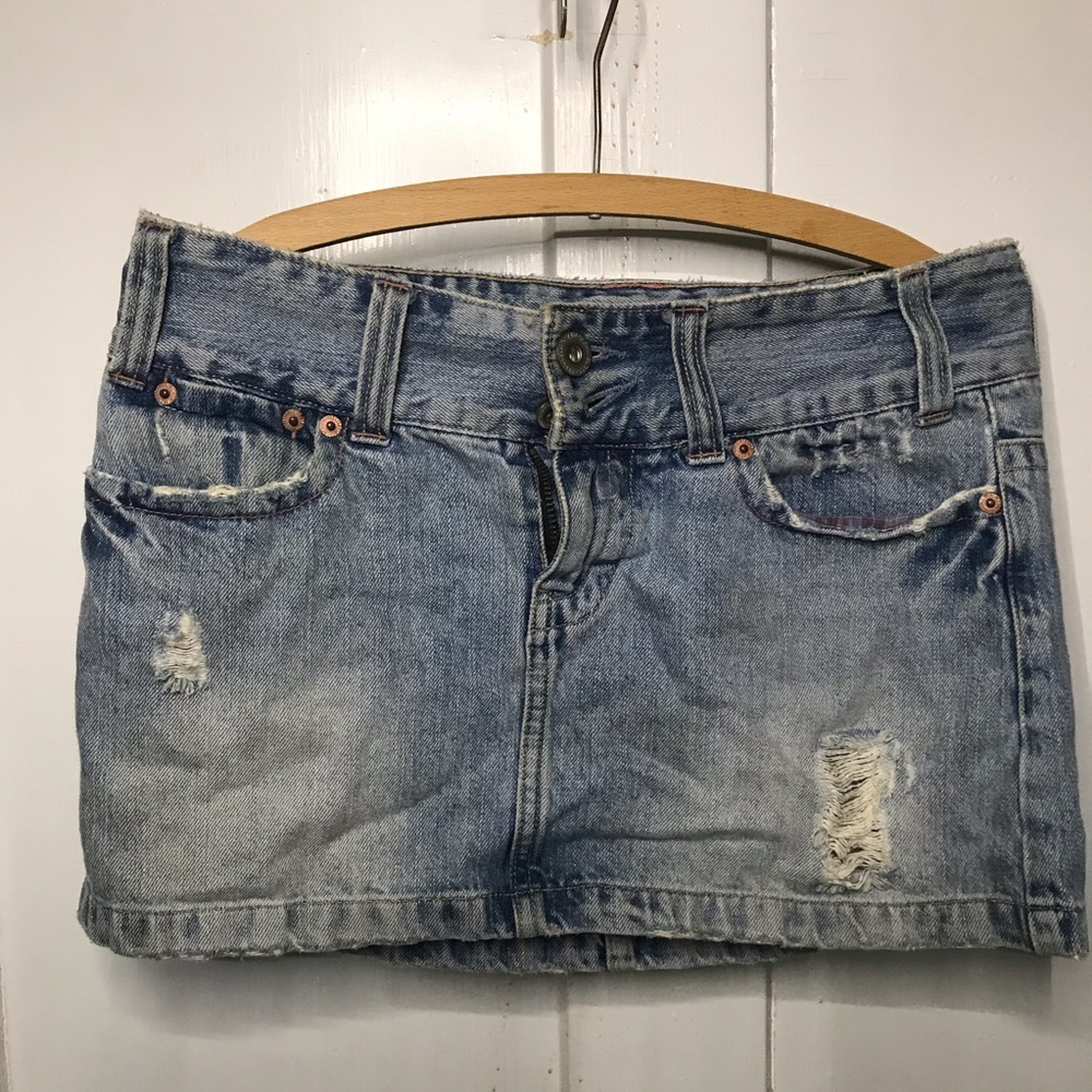 American Eagle mini skirt